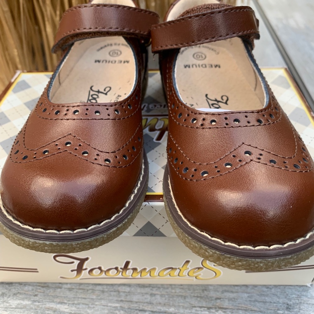 Mary Jane Shoes New With Box Brown Size 10